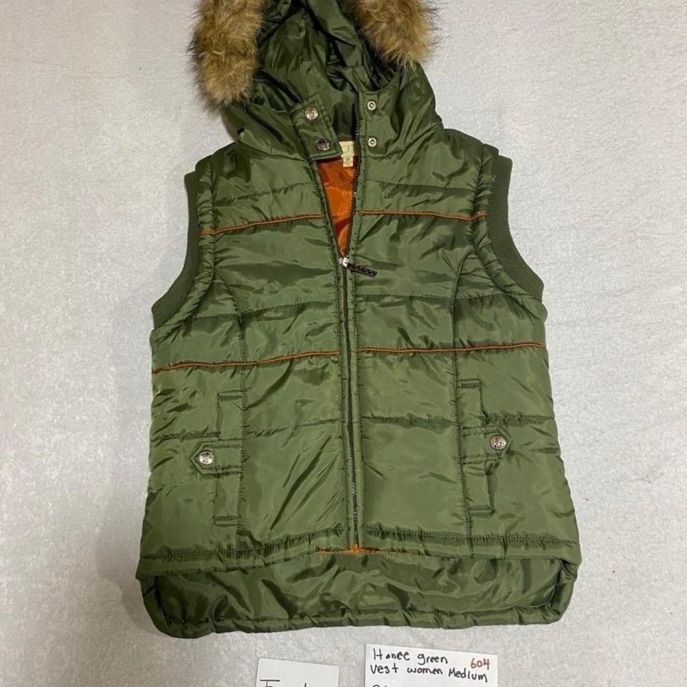 Honee Green puffer vest with fur hood and orange accents women Size M. SKU604